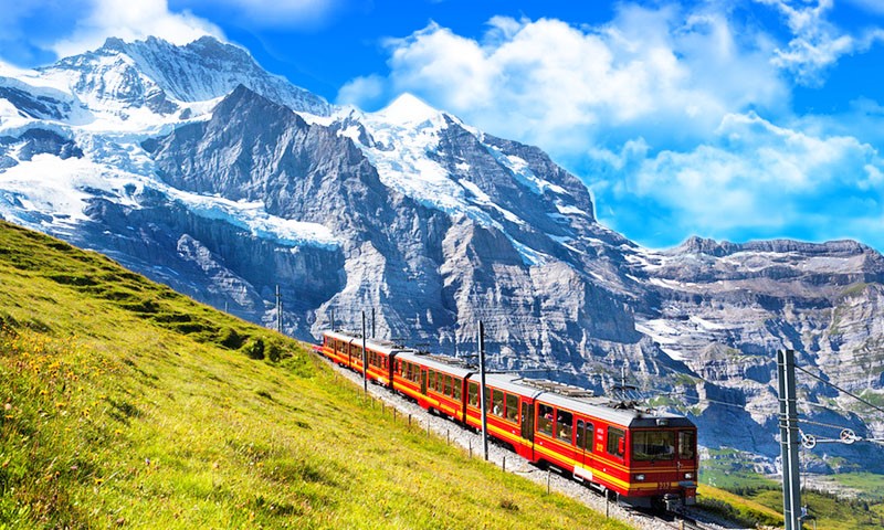 阿爾卑斯山 瑰麗義北&瑞士精華尋幽訪勝12天之旅