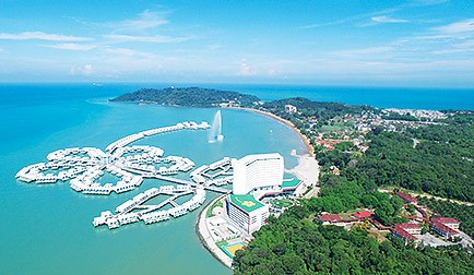 大紅花泳池別墅、世界文化遺產馬六甲、潮遊吉隆坡五日
